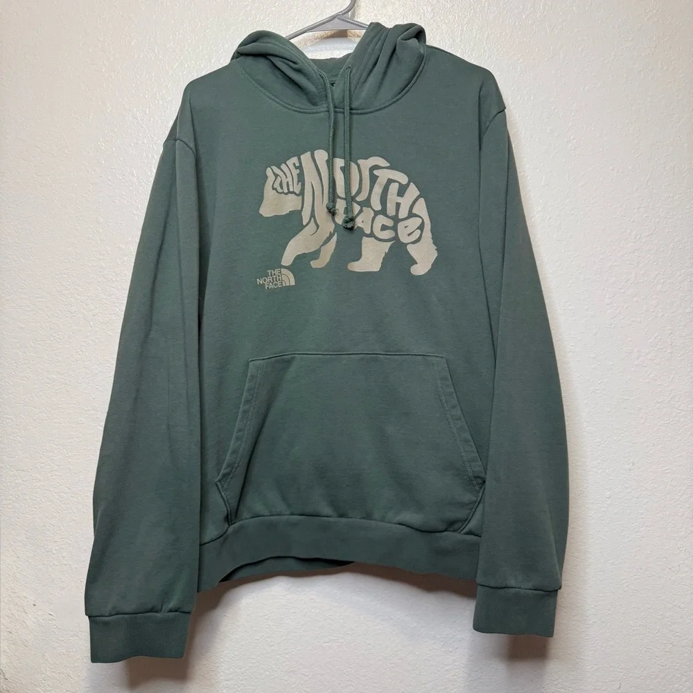 The North Face Men’s Circular Design Bear Logo Spell Out Green Hoodie Size XL